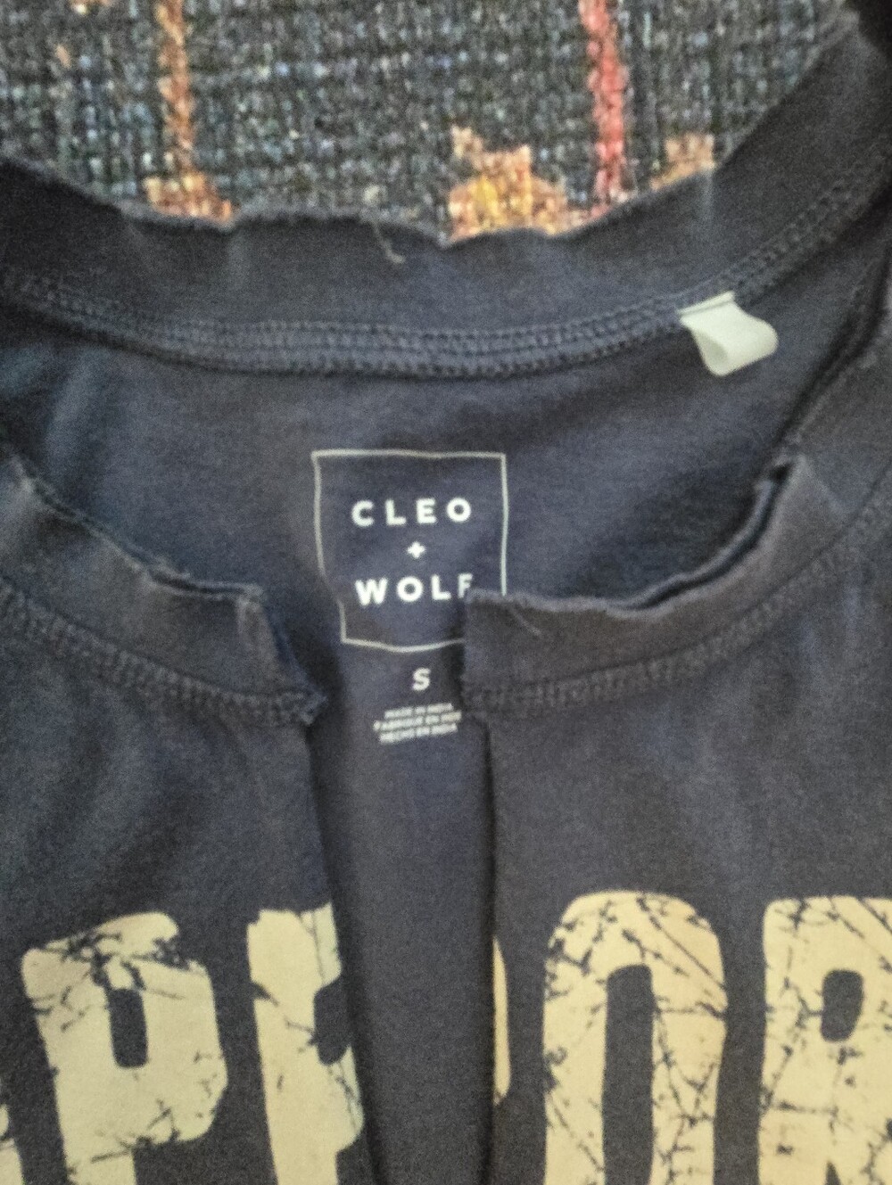 Boutique Cleo & Wolf Navy Graphic 'Support Local Bands' Deep V Crop Tank S - Picture 2 of 2